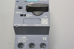 SIEMENS SIRIUS 3RV2311-1GC10 MOTOR STARTER CIRCUIT BREAKER