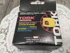 NEW TORK 2005A PHOTOCONTROL Instant Response