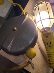Vintage Appleton Reelite Retractable Drop Cord Light. Nice Condition. K3