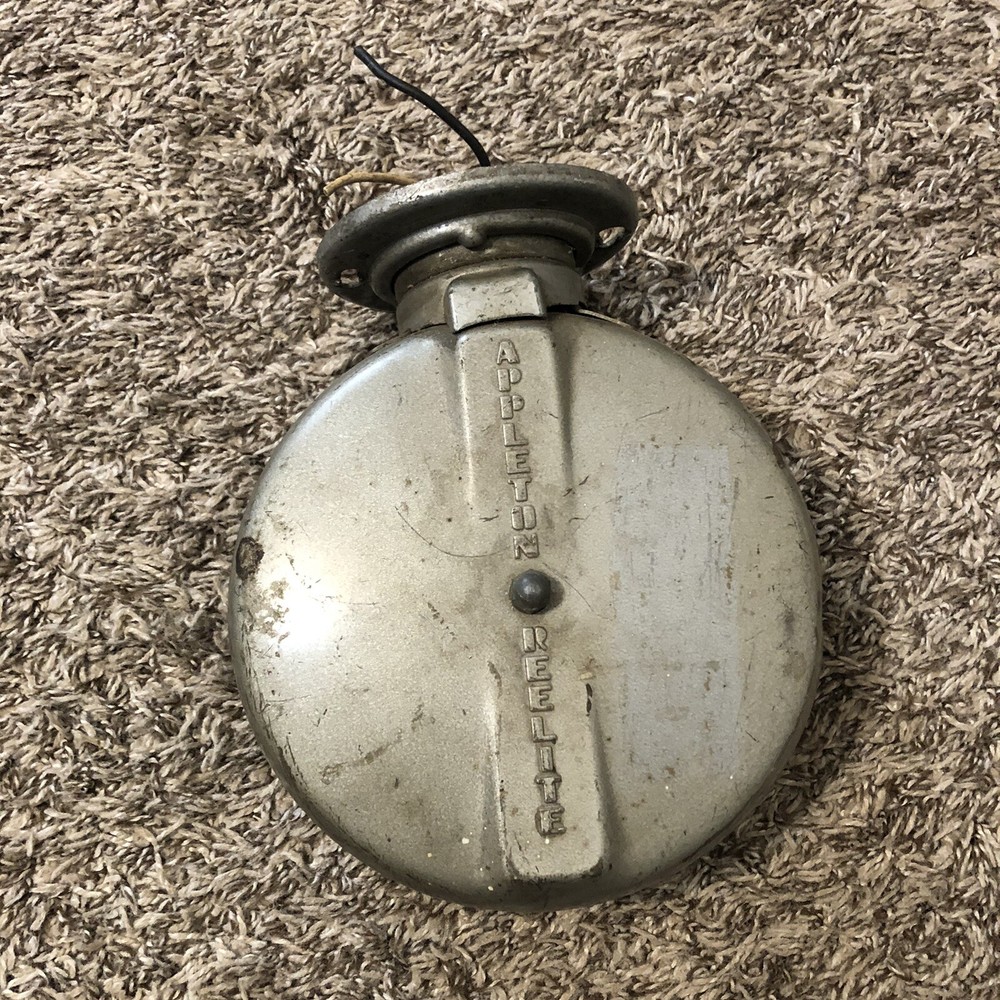 Appleton Reelite Electric Cord Reel Silver Only Cord No Light As Is VG4