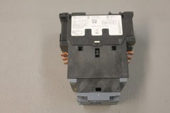 SIEMENS CONTACTOR 3RT2037-1SB30