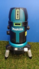 Makita SK507GD Laser Marker Green Laser Bluetooth Smartphone Compatible