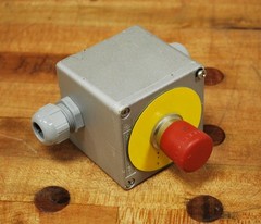 Telemecanique Control Station Enclosure 3 in x 3-1/8 in, Momentary E-Stop Button