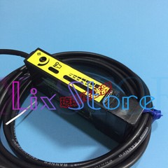 QTY:1 D12SP6FPHQ optical fiber amplifier sensor