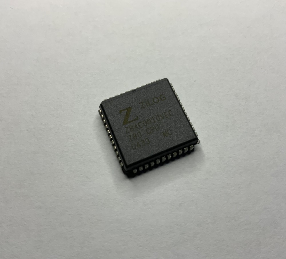 Z84C0010VEC / Z84C0010 / 84C0010 / Zilog Microprocessor MPU Z80 10MH 269-3027-ND