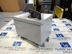 Siemens SXEC41250 125A 600V 3PH 4W Breaker Type Bus Plug Breaker not Included