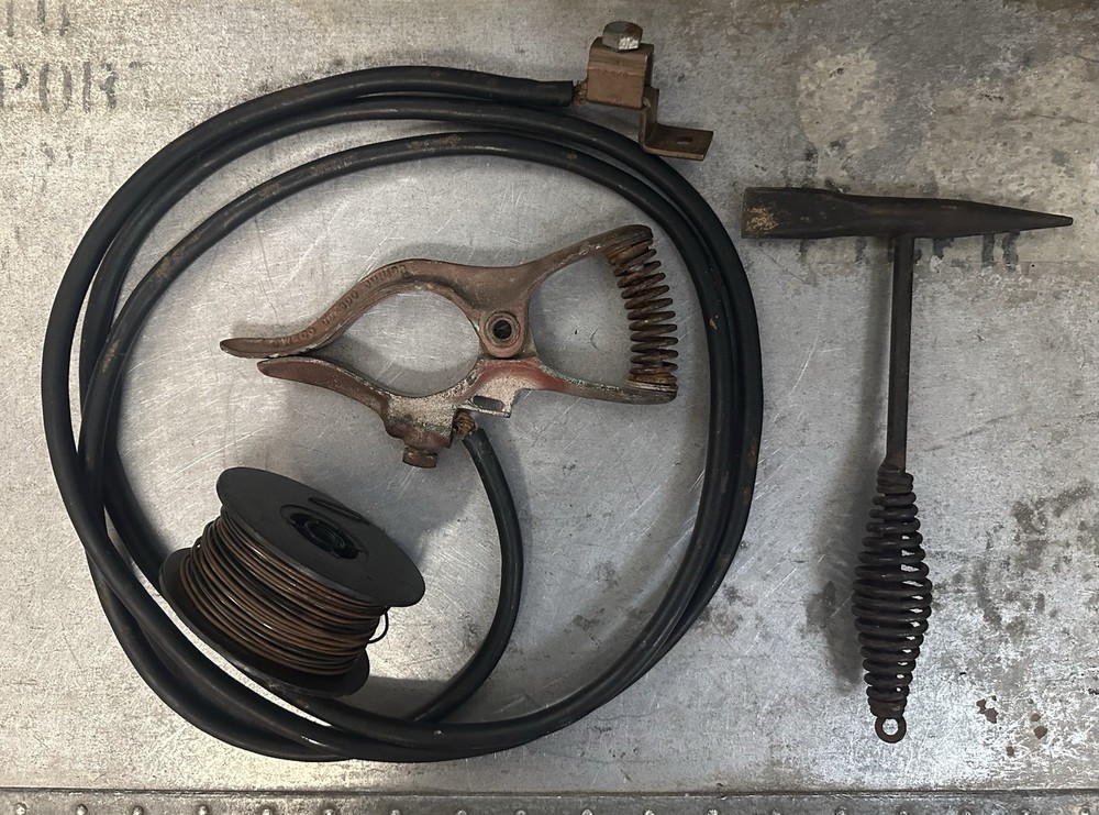 Tweco Products GC-300 Jr Welding Electrical Ground Clamp 8 ft & Chipping Hammer